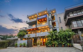 Fabhotel Comfort Residency I - Nr Artemis Hospital Gurgaon'